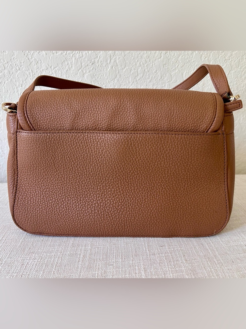 SOLD!! Tory Burch Britten Shoulder Bag - Picture 4 of 9